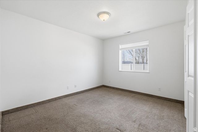 285 W 60 S, Hyde Park, UT 84318