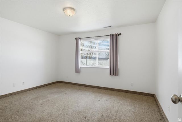 285 W 60 S, Hyde Park, UT 84318