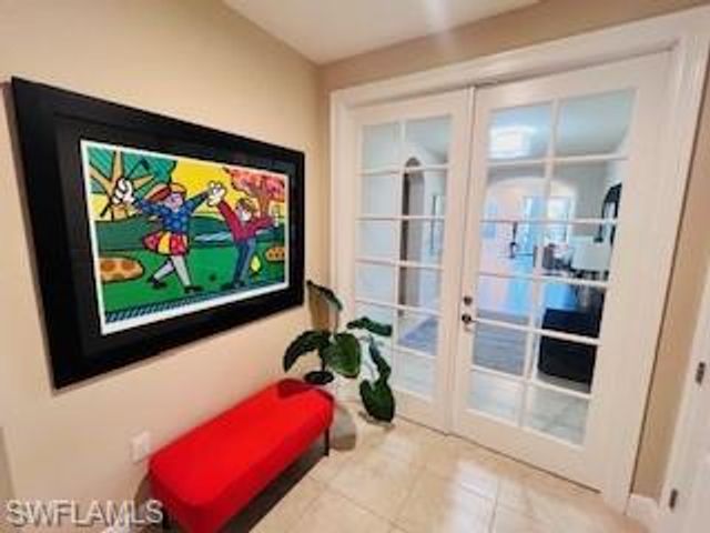 2547 Marquesa Royale Ln Apt 201, Naples, FL 34109