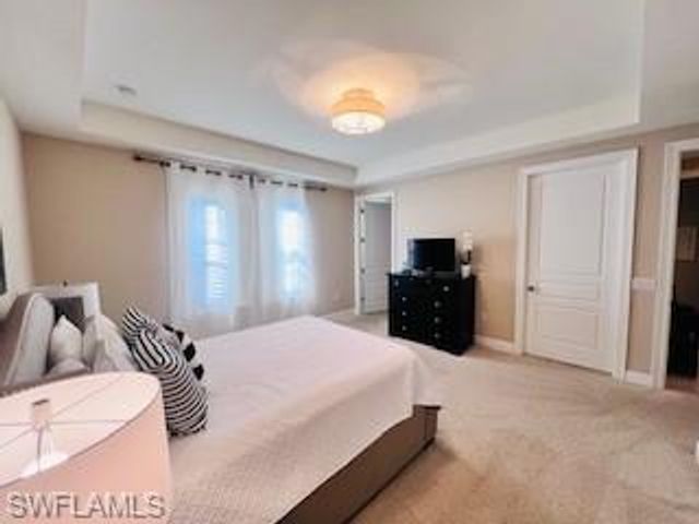 2547 Marquesa Royale Ln Apt 201, Naples, FL 34109