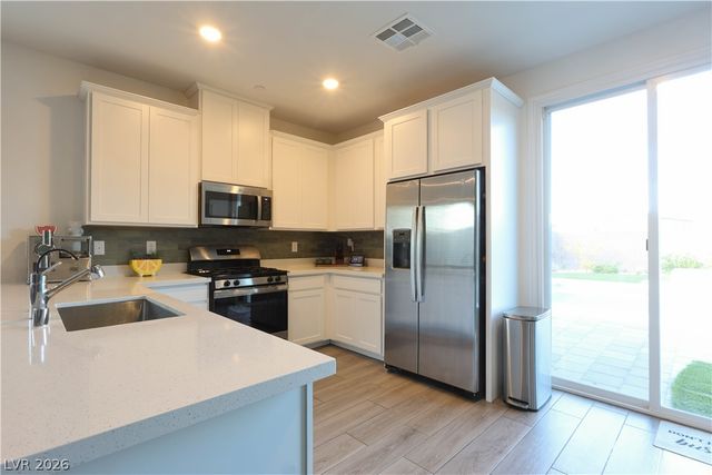 294 Bridge Canyon Street, Henderson, NV 89015