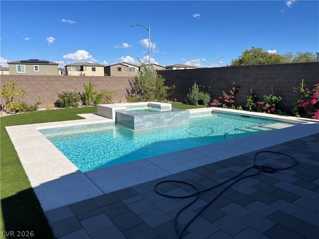 294 Bridge Canyon Street, Henderson, NV 89015