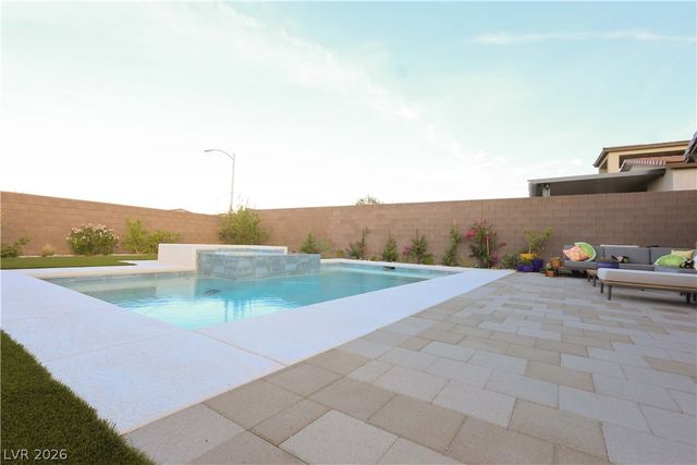 294 Bridge Canyon Street, Henderson, NV 89015
