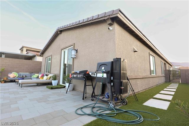 294 Bridge Canyon Street, Henderson, NV 89015