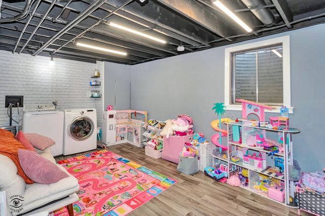 14411 Lamon Avenue, Midlothian, IL 60445