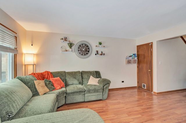 14411 Lamon Avenue, Midlothian, IL 60445