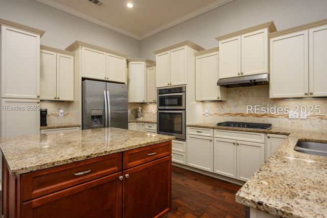 17 Cutter Cir, Bluffton, SC 29909