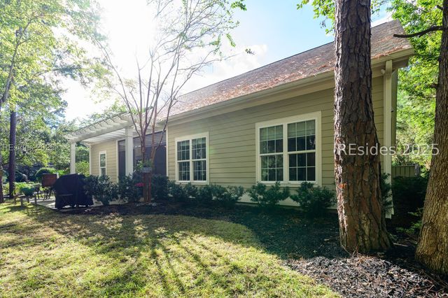 17 Cutter Cir, Bluffton, SC 29909