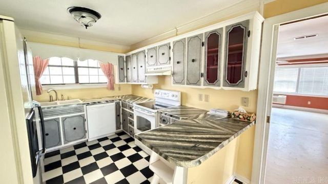 114 Timber Ln, White Hall, AR 71602