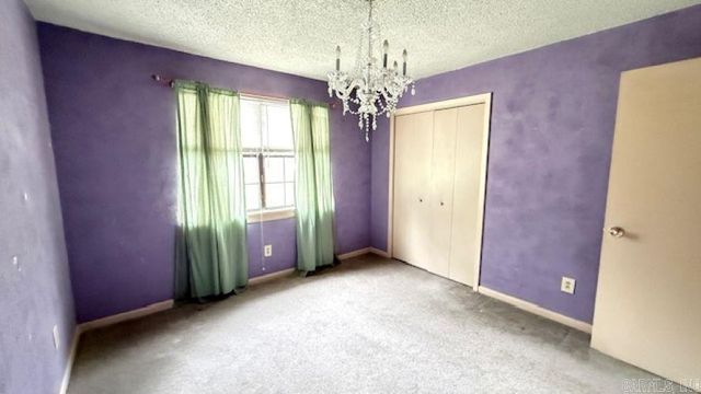 114 Timber Ln, White Hall, AR 71602