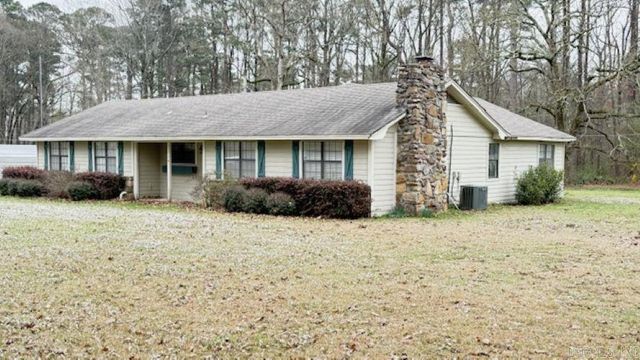 114 Timber Ln, White Hall, AR 71602