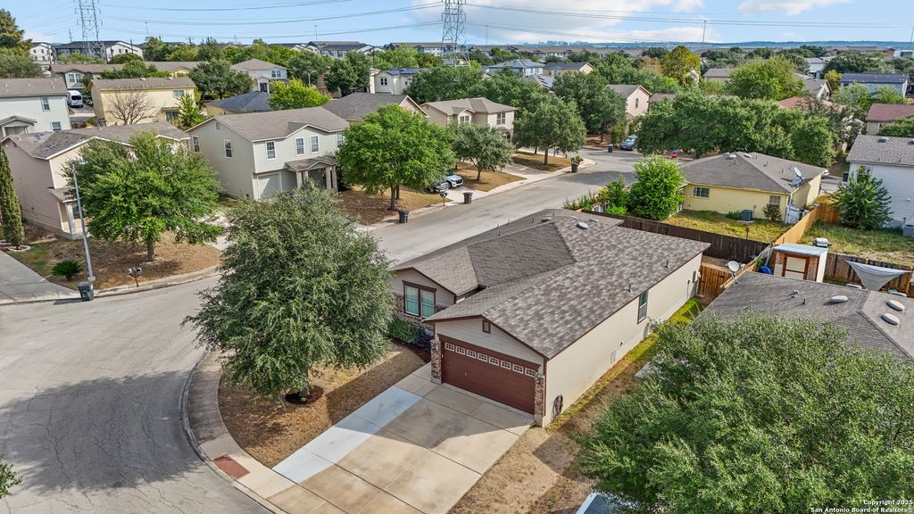 302 Redbud Trace, San Antonio, TX 78245