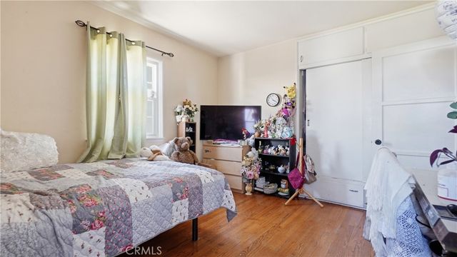 896 Valencia, Colton, CA 92324