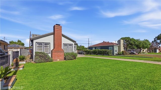 896 Valencia, Colton, CA 92324