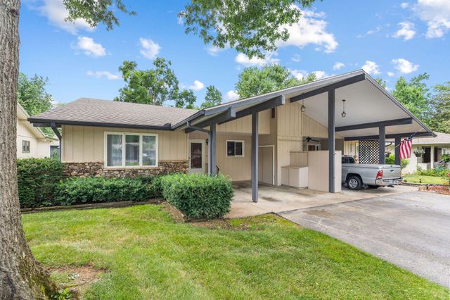 6 Maple Court, Branson, MO 65616