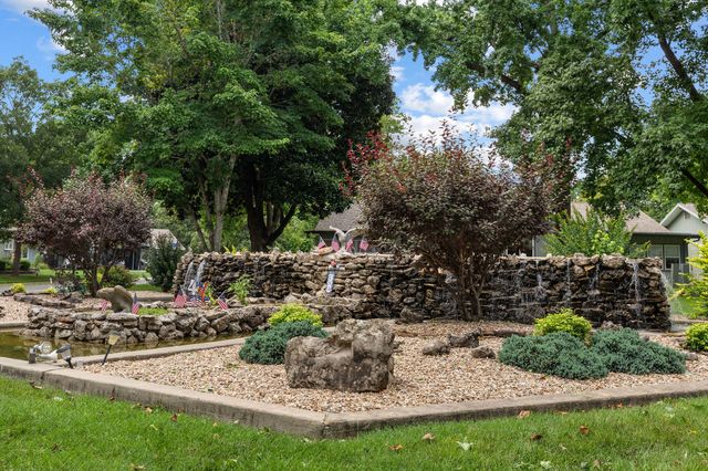 6 Maple Court, Branson, MO 65616