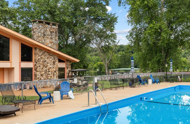 6 Maple Court, Branson, MO 65616
