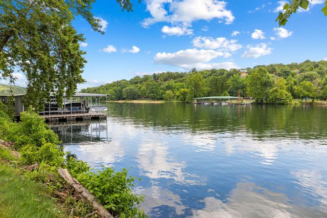 6 Maple Court, Branson, MO 65616