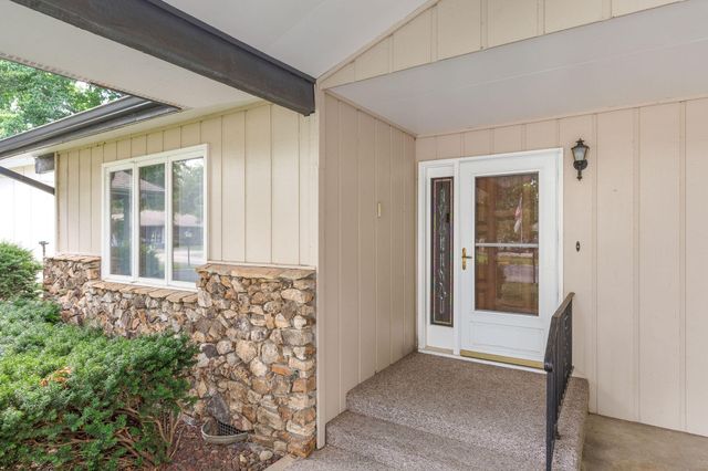 6 Maple Court, Branson, MO 65616