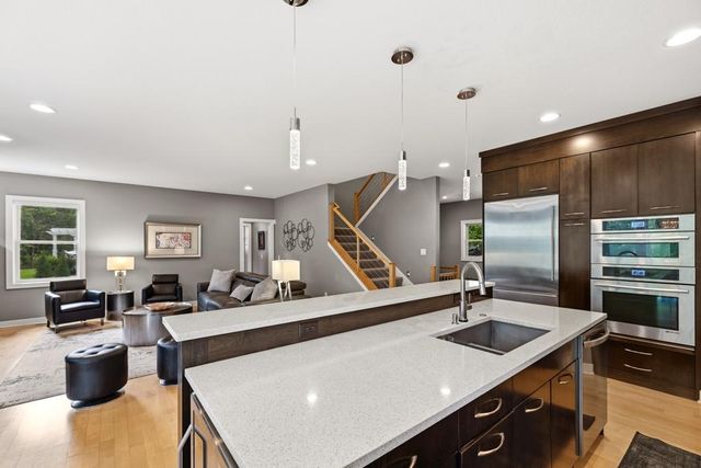 11153 Sweetwater Path, Woodbury, MN 55129