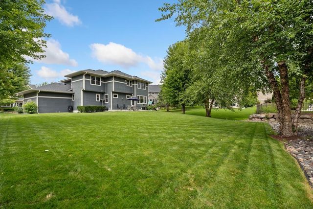 11153 Sweetwater Path, Woodbury, MN 55129