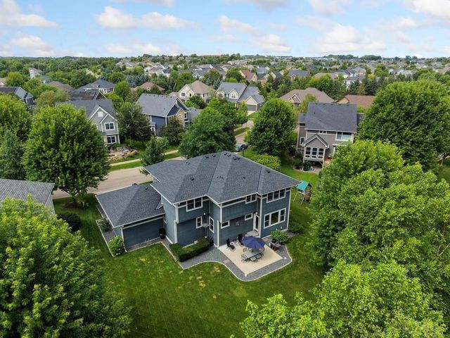 11153 Sweetwater Path, Woodbury, MN 55129