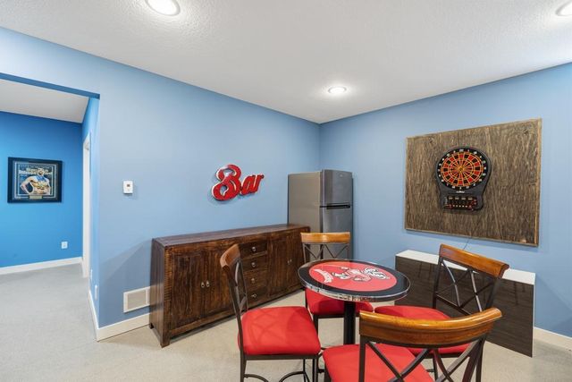 11153 Sweetwater Path, Woodbury, MN 55129