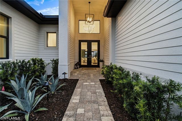 5314 Bayshore AVE, Cape Coral, FL 33904