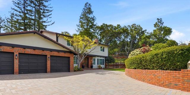 3089 Country Club Court, Palo Alto, CA 94304