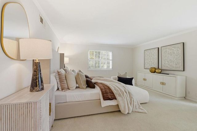 3089 Country Club Court, Palo Alto, CA 94304