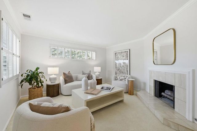 3089 Country Club Court, Palo Alto, CA 94304