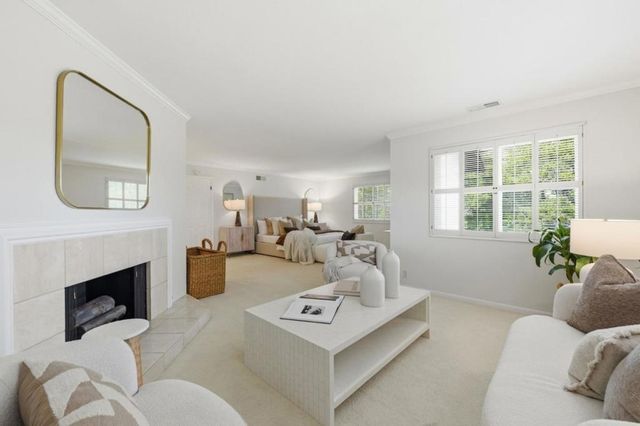 3089 Country Club Court, Palo Alto, CA 94304