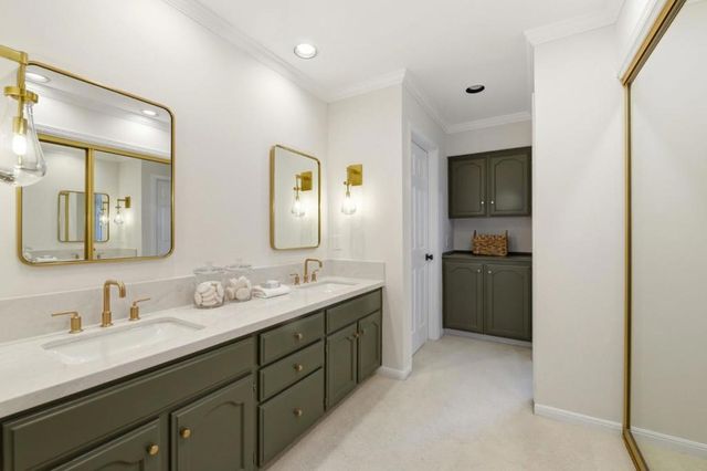 3089 Country Club Court, Palo Alto, CA 94304