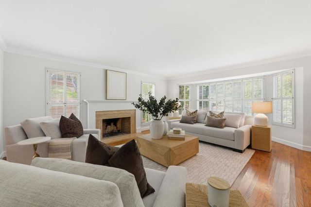 3089 Country Club Court, Palo Alto, CA 94304