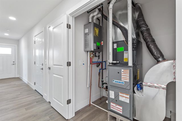 2510 Clinton Way, Jackson, MI 49201