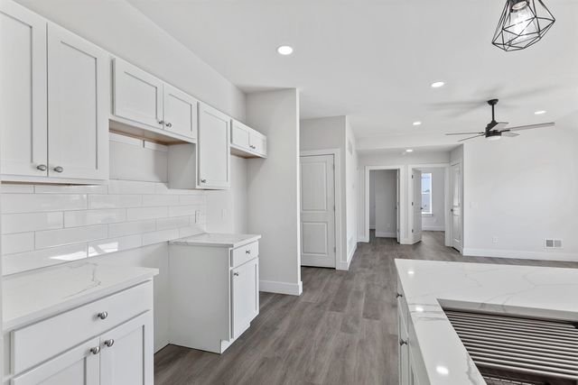 2510 Clinton Way, Jackson, MI 49201