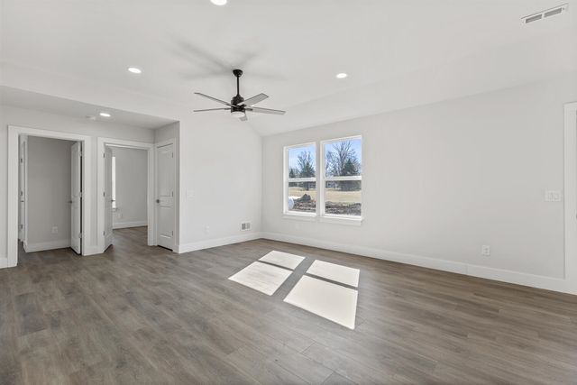 2510 Clinton Way, Jackson, MI 49201