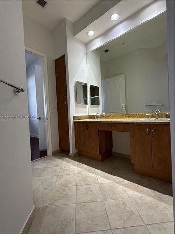 3055 NW 126th Ave 411, Sunrise, FL 33323