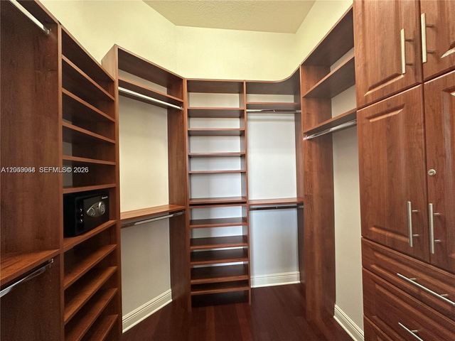 3055 NW 126th Ave 411, Sunrise, FL 33323
