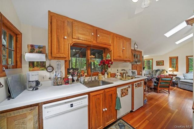 38 W Adirondack Trail, Smallwood, NY 12778