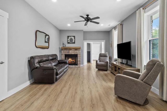 1050 Brock Circle, Ringgold, GA 30736
