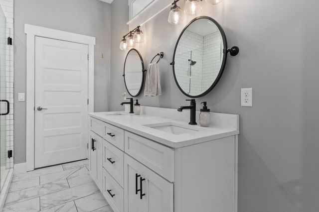 1050 Brock Circle, Ringgold, GA 30736