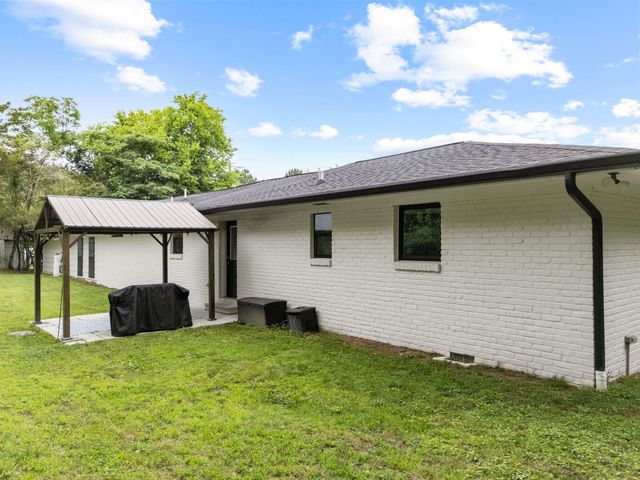 1050 Brock Circle, Ringgold, GA 30736