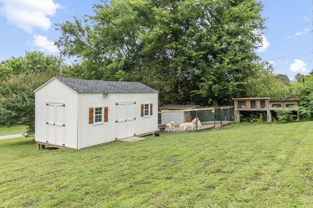 1050 Brock Circle, Ringgold, GA 30736