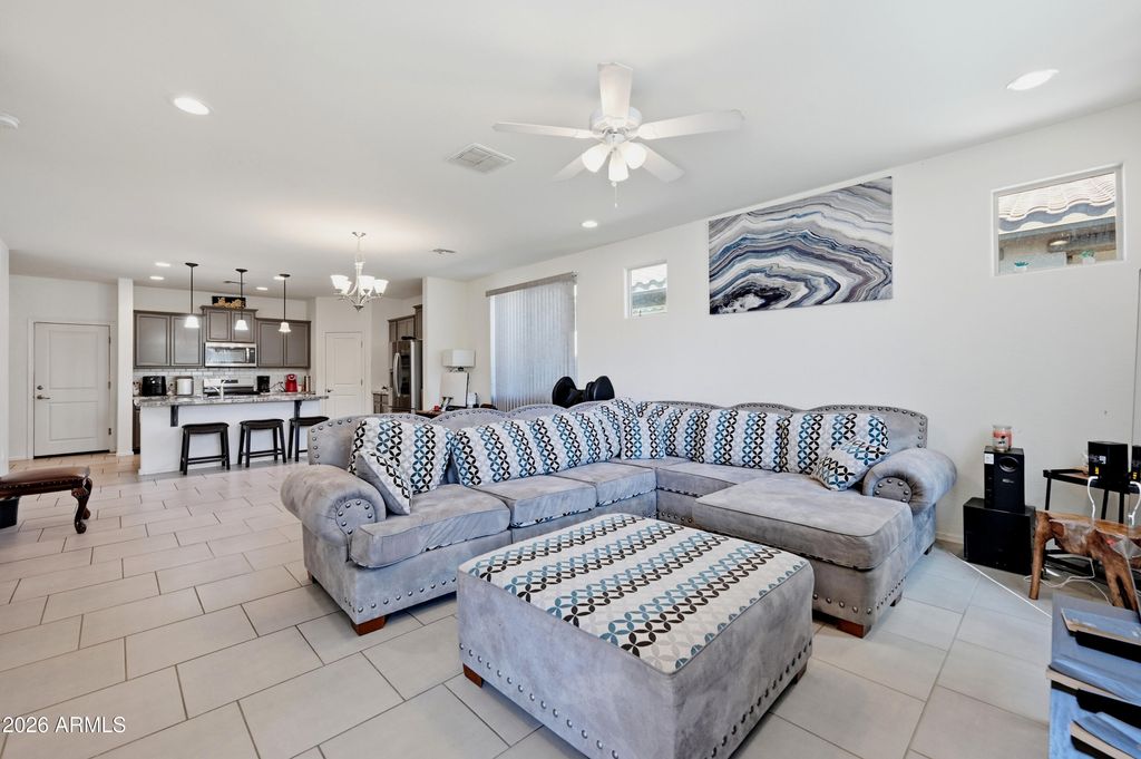 2723 W APOLLO Road, Phoenix, AZ 85041 — photo 3