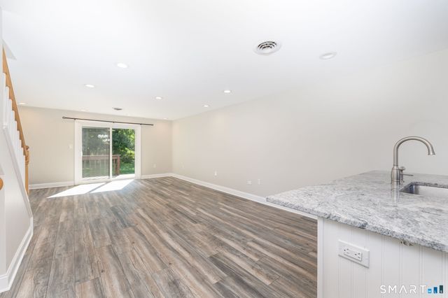 101 Cedar Hollow Drive 101, Rocky Hill, CT 06067