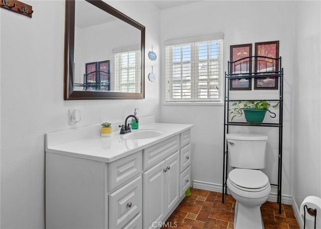 2019 Brundage, Bakersfield, CA 93304