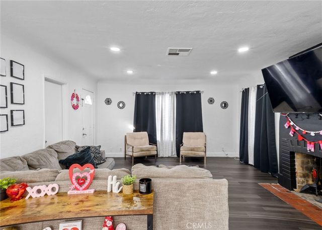 2019 Brundage, Bakersfield, CA 93304