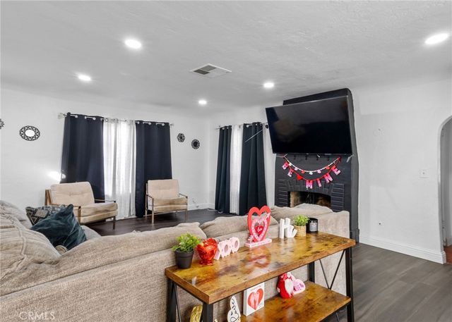 2019 Brundage, Bakersfield, CA 93304