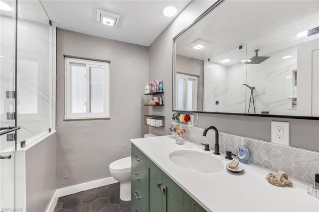 13821 River Forest DR, Fort Myers, FL 33905